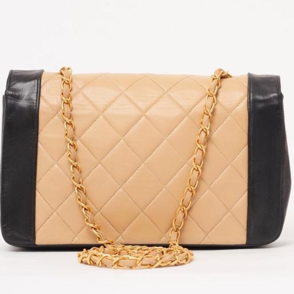 Chanel Vintage bi-colour Diana Classic Flap Bag - Picture 2 of 11